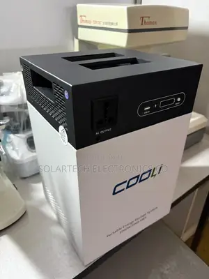 Premium Cooli 2048Wh Solar Generator With 1000W AC Output ST