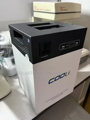 Premium Cooli 2048Wh Solar Generator With 1000W AC Output ST