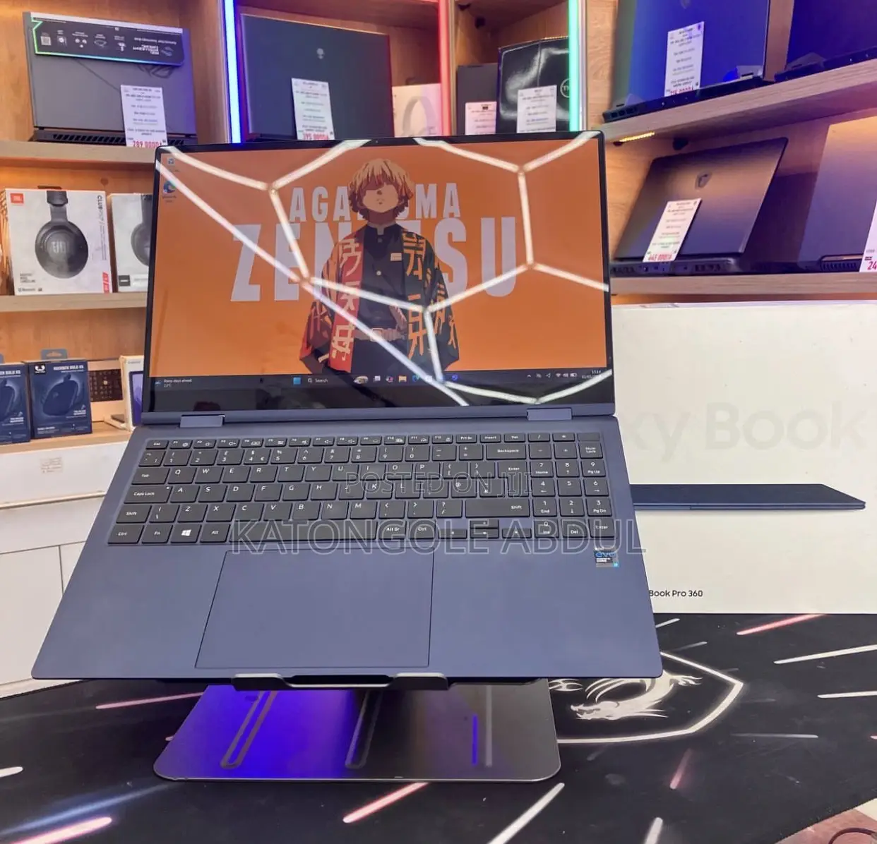 New Laptop Samsung Galaxy Book5 Pro 16GB Intel Core i7 SSD 512GB
