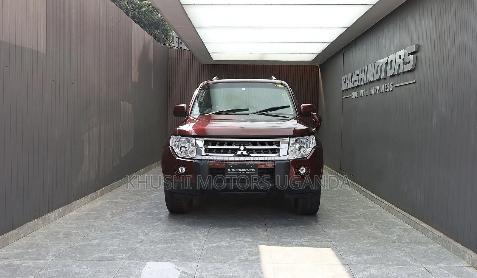 Mitsubishi Pajero 2011 Red