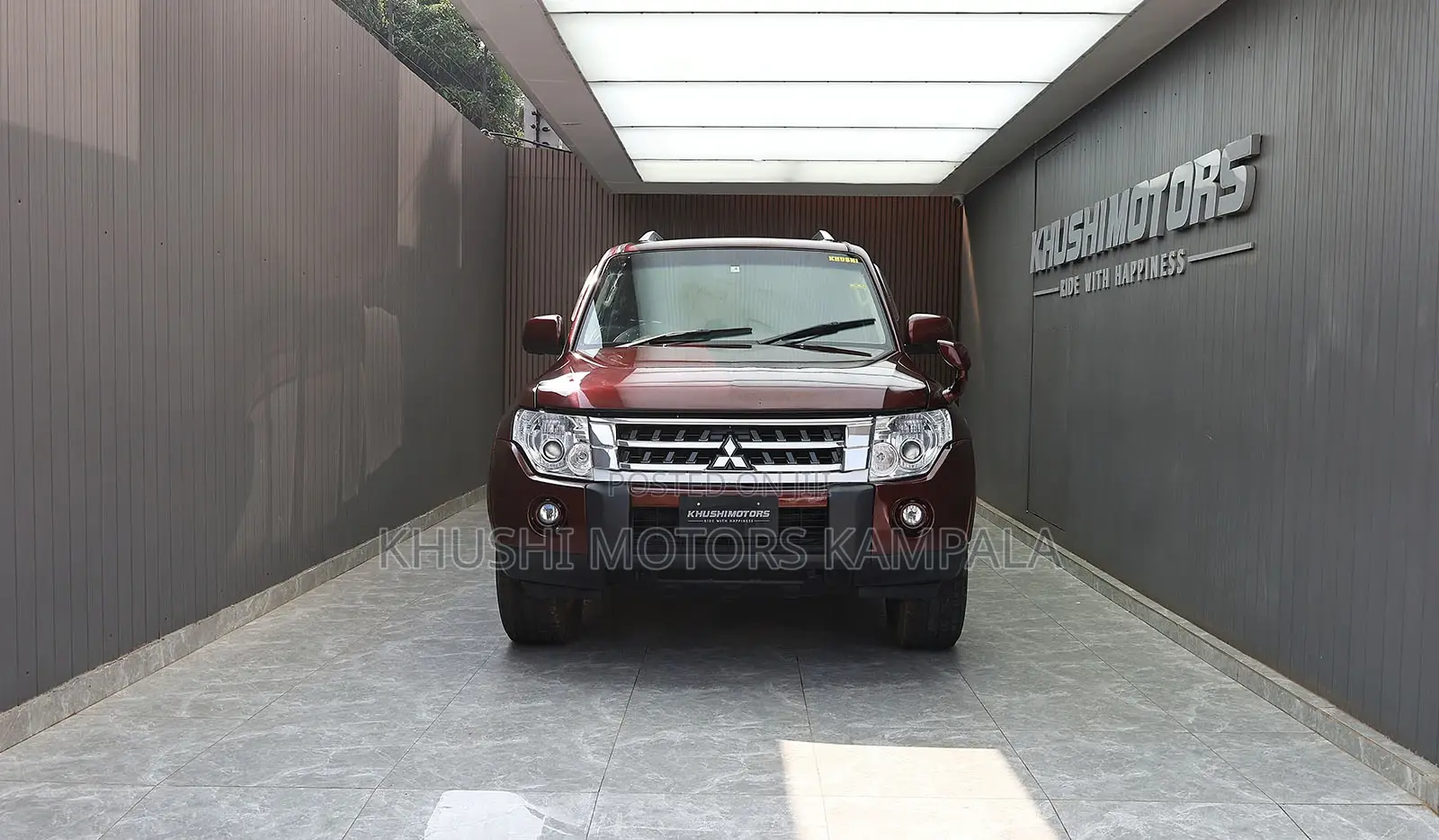 Mitsubishi Pajero 2011 Red