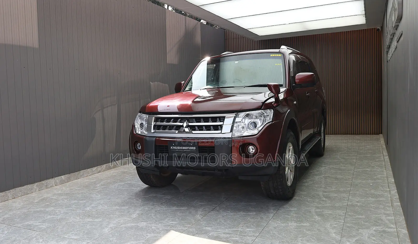 Mitsubishi Pajero 2011 Red