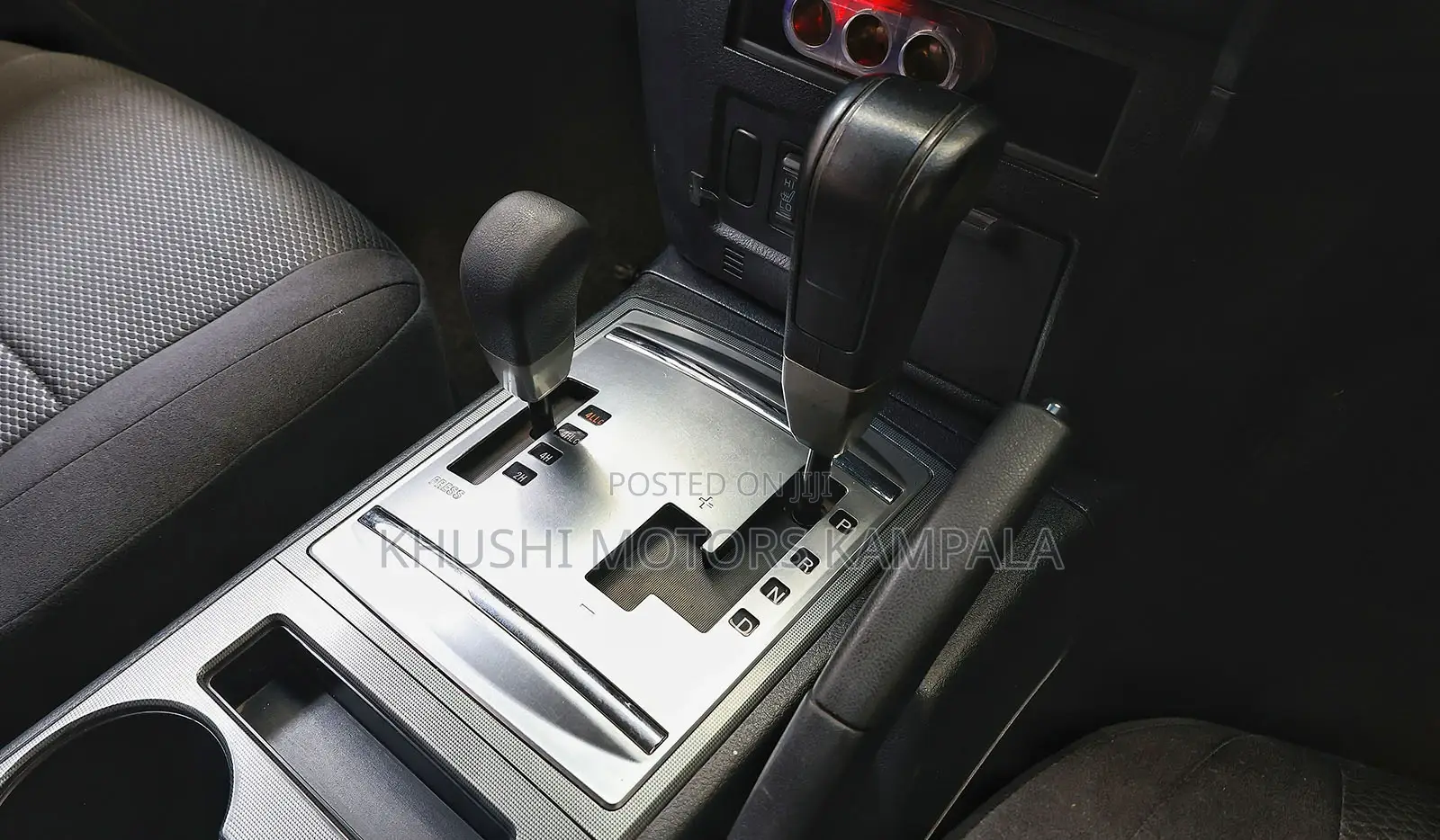 Mitsubishi Pajero 2011 Red