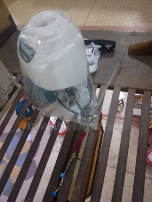 4 Stroke Makita Motorised Sprayer