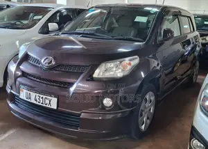 Toyota IST 2011 Black