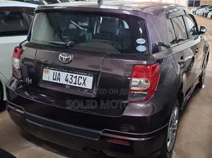Toyota IST 2011 Black