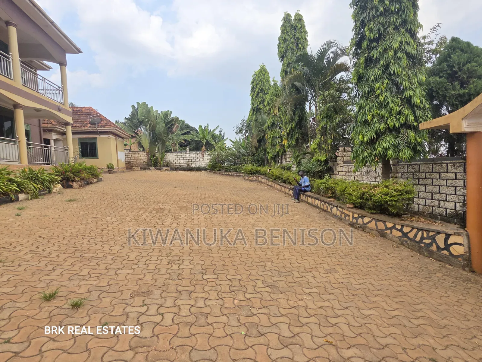 Furnished 6bdrm Villa in Bulenga, Central Division for sale