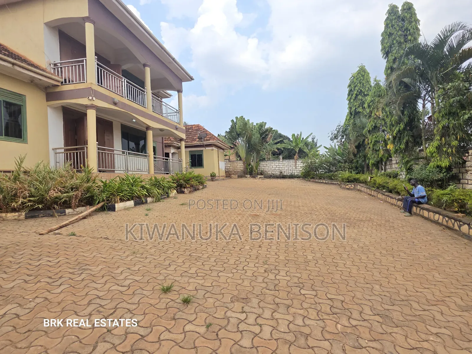 Furnished 6bdrm Villa in Bulenga, Central Division for sale