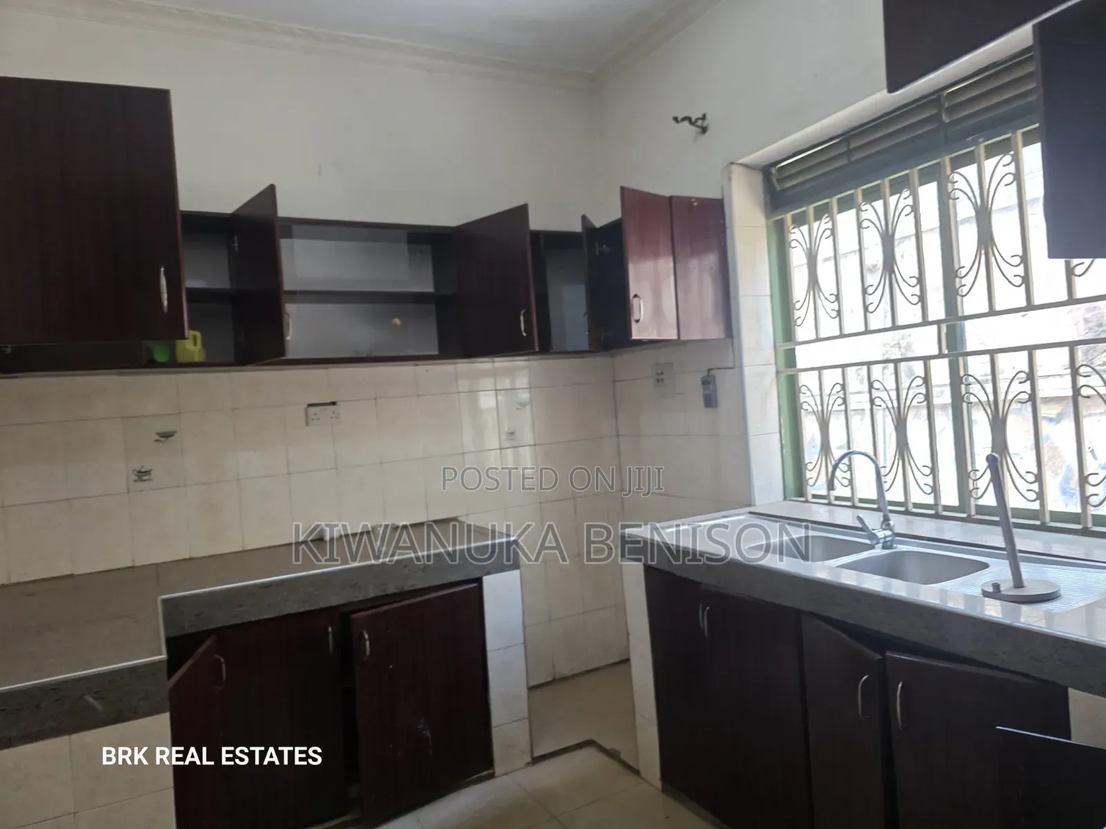 Furnished 6bdrm Villa in Bulenga, Central Division for sale