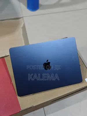 Laptop Apple MacBook Air 2023 M2 8GB Apple M2 SSD 256GB