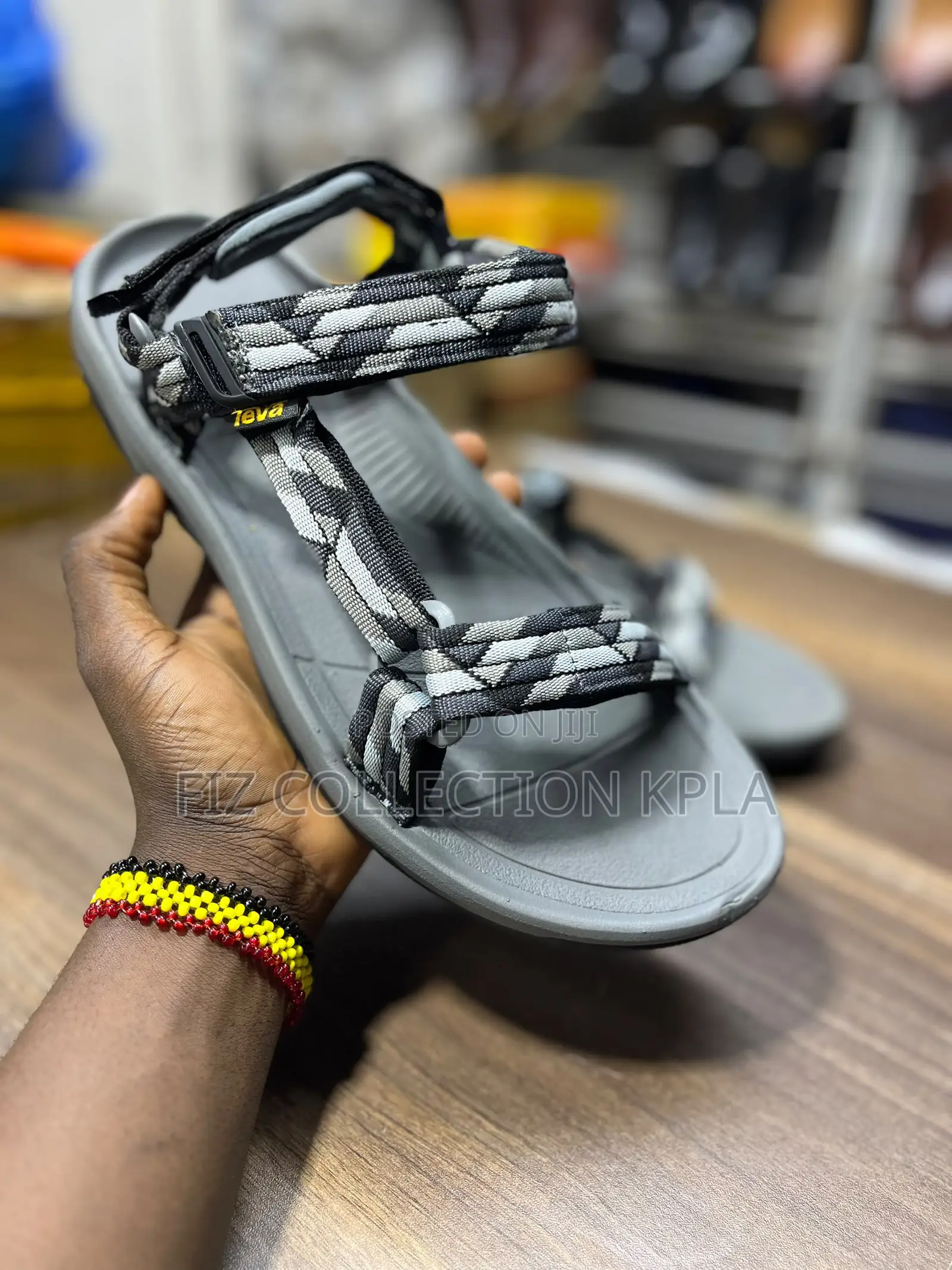 Teva Hurricane XLT2 Outdoor Hiking Sandals – Geometric Pattern