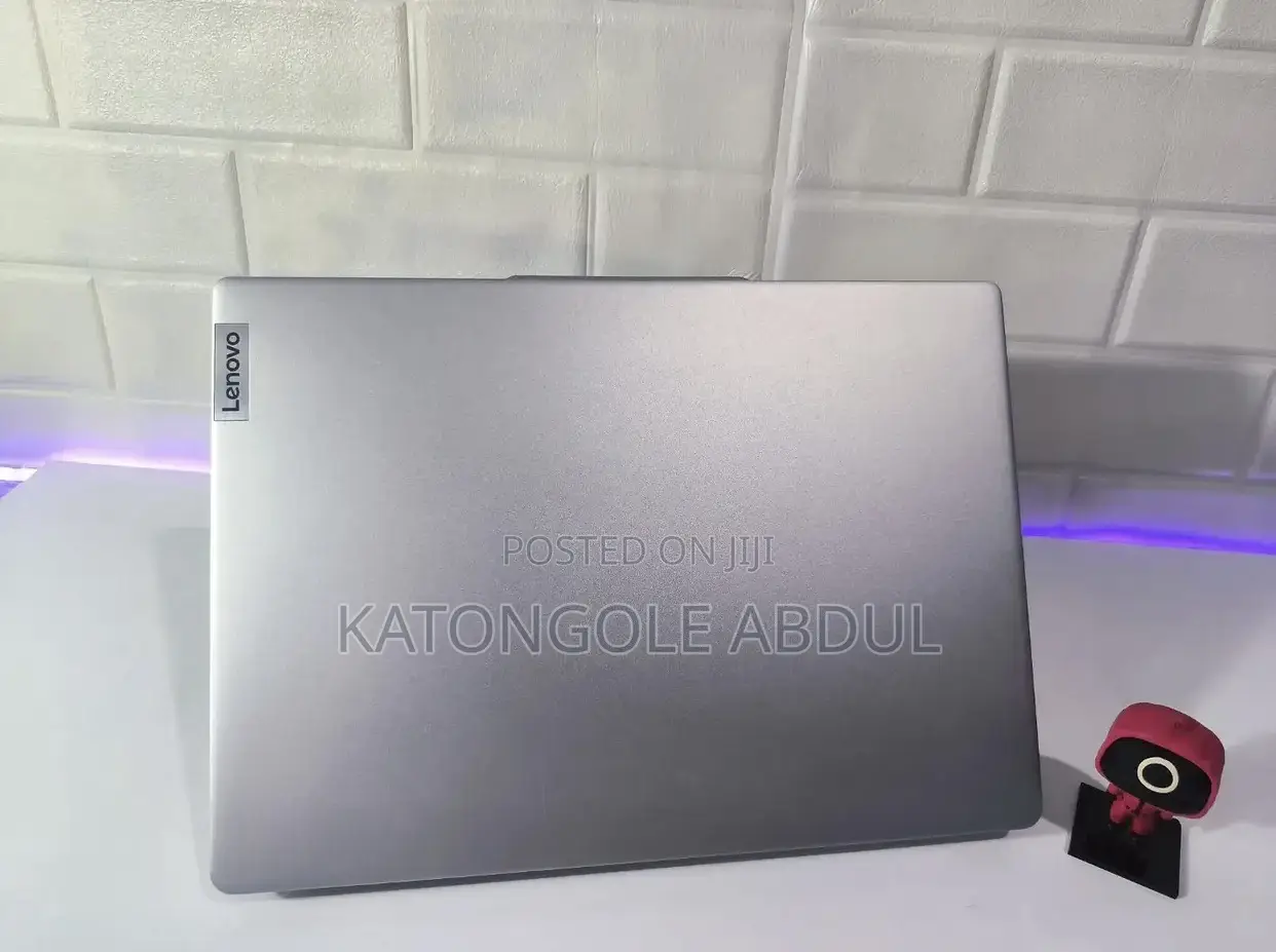 New Lenovo IdeaPad 5 Slim 13th Gen i7 16GB Intel Core Ultra 5 SSD 512GB