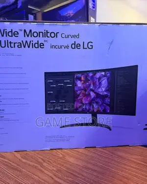Brand New LG Curved Monitors Make Ex-Bae Start Texting Back