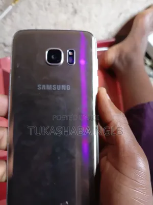 New Samsung Galaxy S7 edge 64 GB Gold