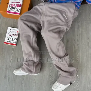 Baggy Plain Sweater Pants