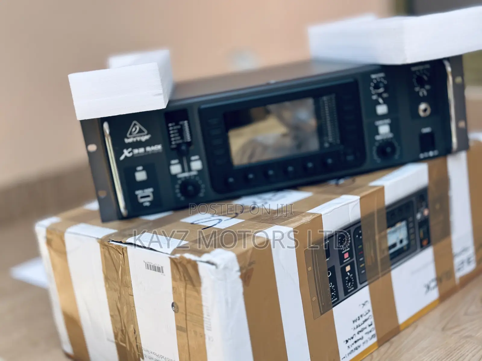 Behringer X32 Digital mixer.brand New in Original Box From Uk