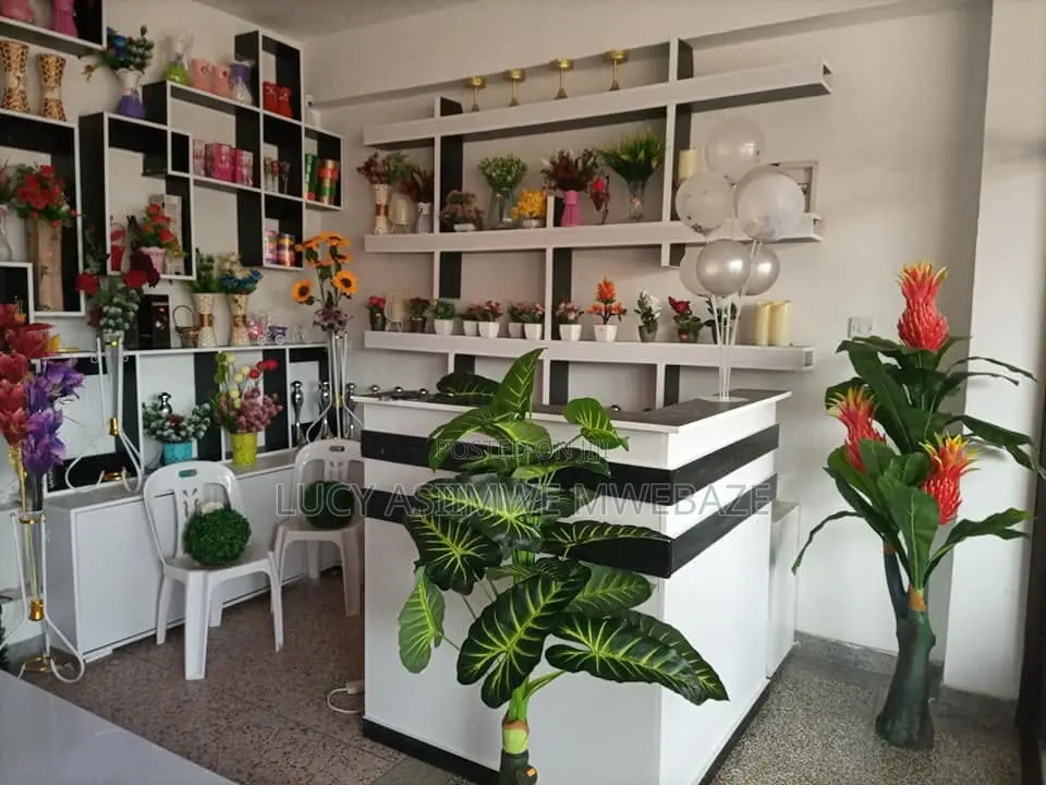 Bridal and Decoration Items for Sale at Giveaway Prices