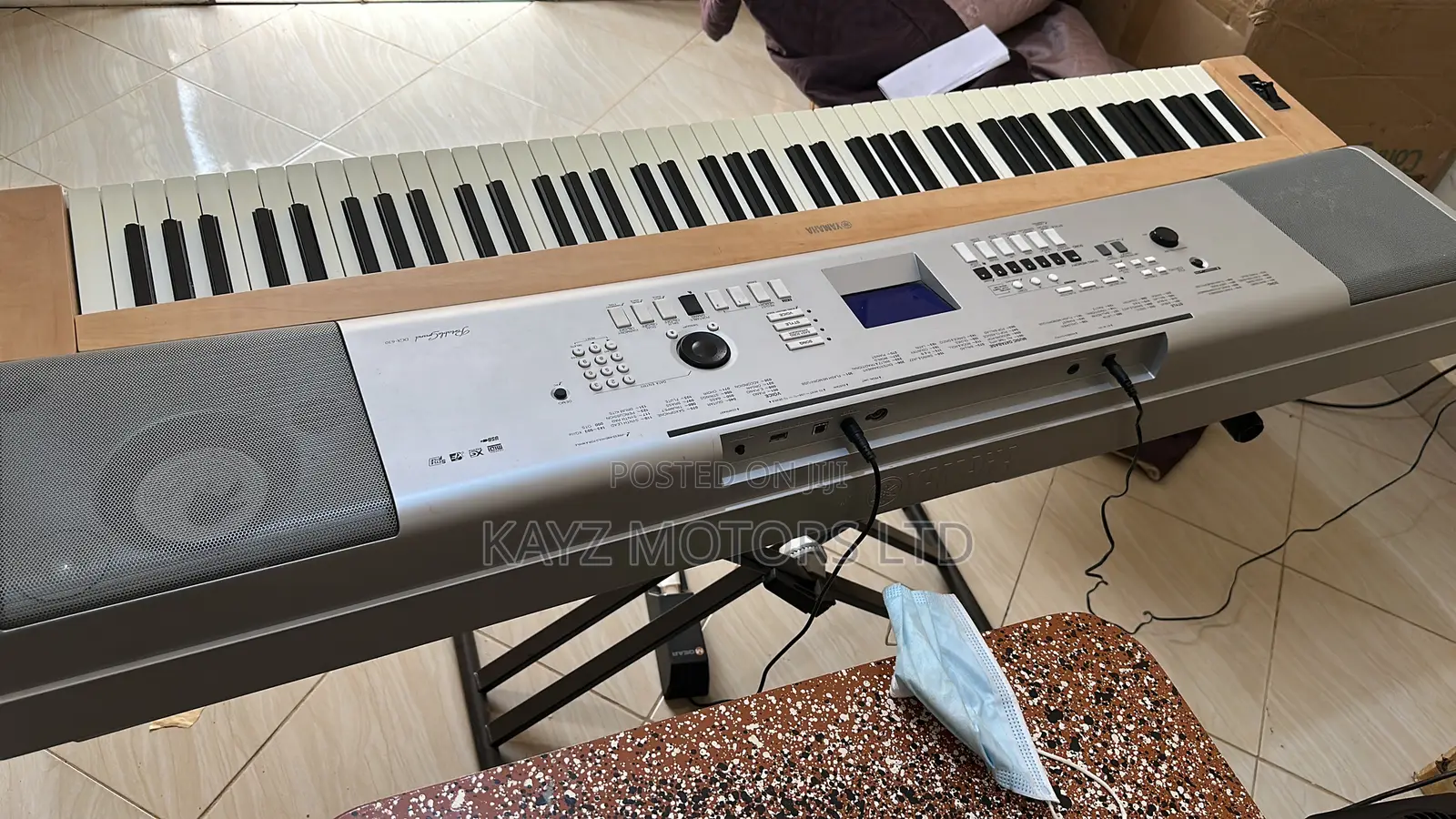 Yamaha DGX 660 Portable Grand Keyboard