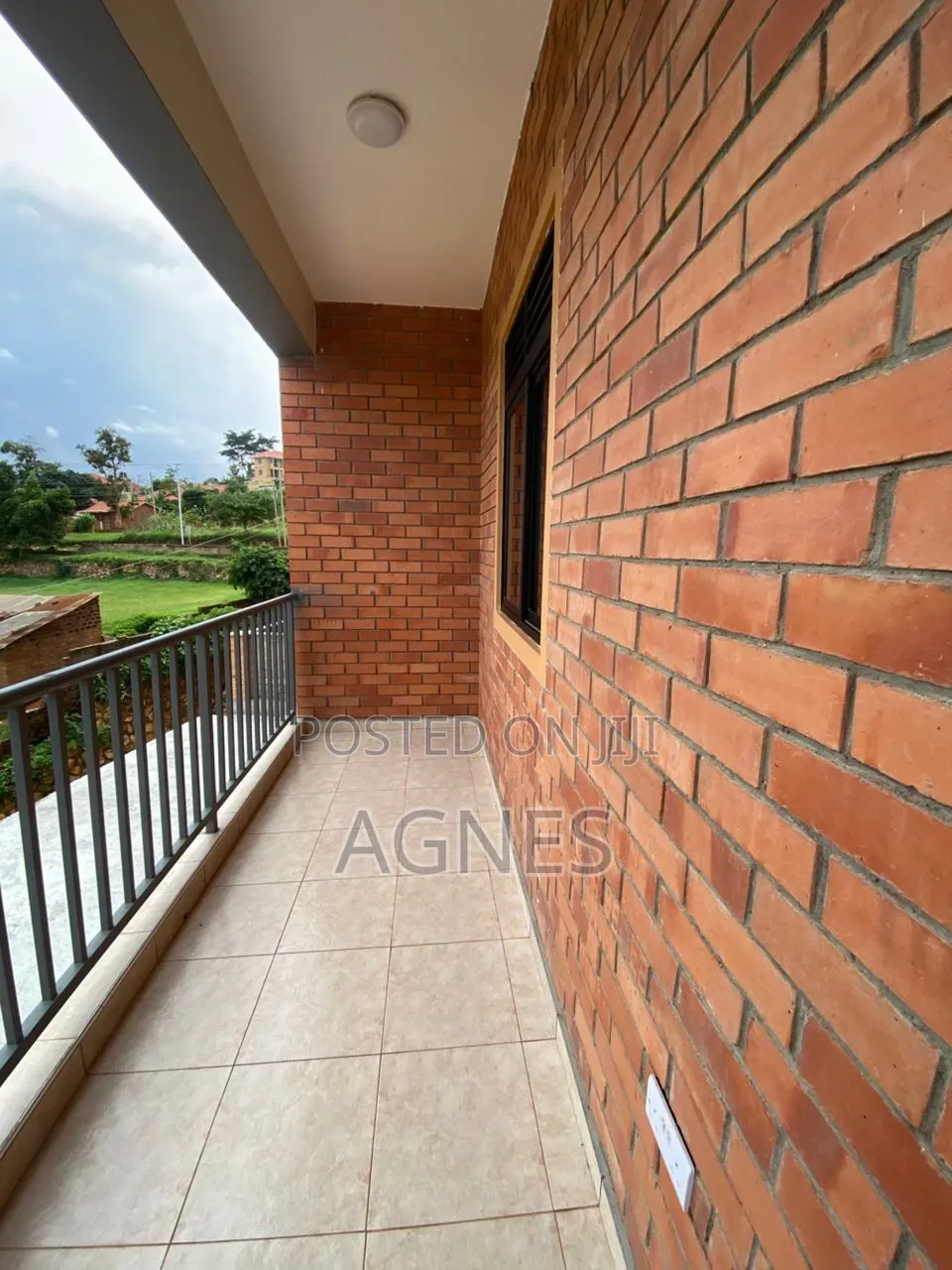 1bdrm Apartment in Ssabagabo-Makindye for sale
