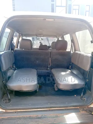 Toyota Land Cruiser Prado 2001 White