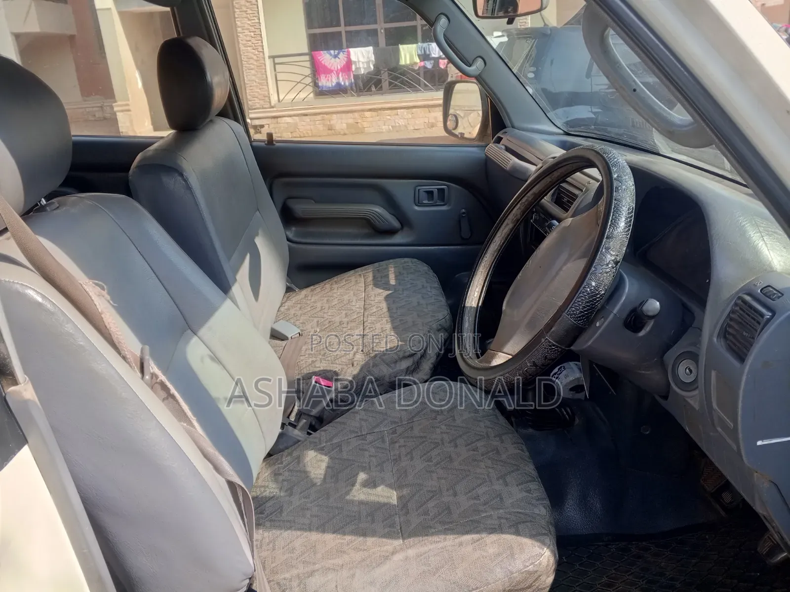 Toyota Land Cruiser Prado 2001 White