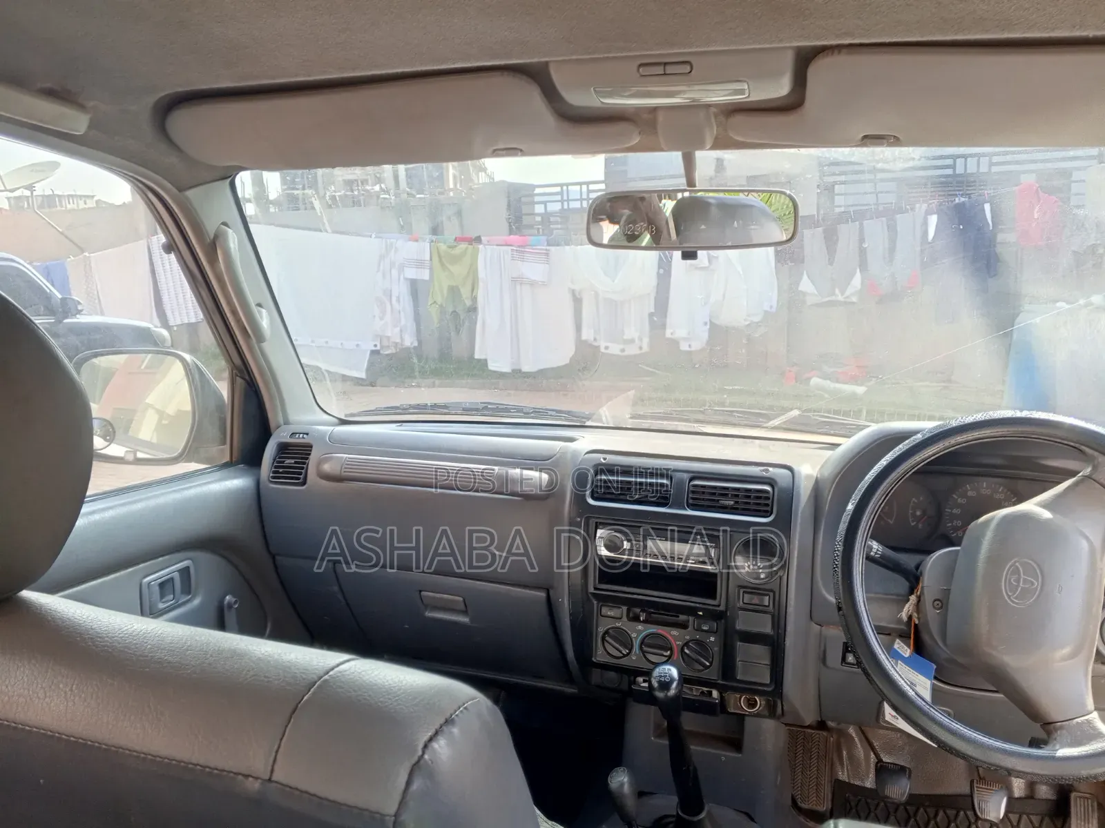 Toyota Land Cruiser Prado 2001 White