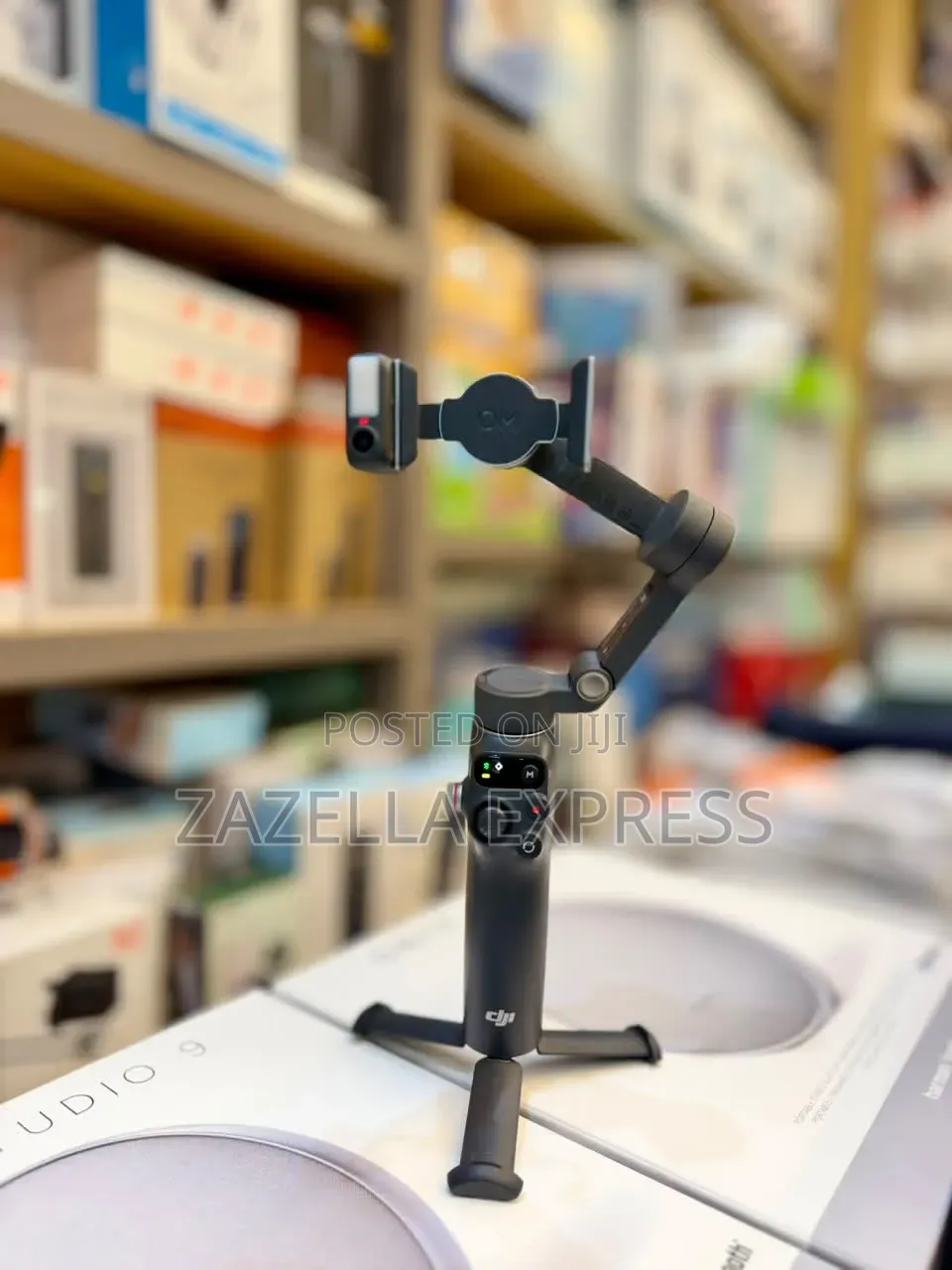 Dji Osmo 7P Smartphone Gimbal With Face Tracking Module and Flash