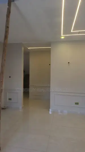 7bdrm Mansion in Central Division for sale