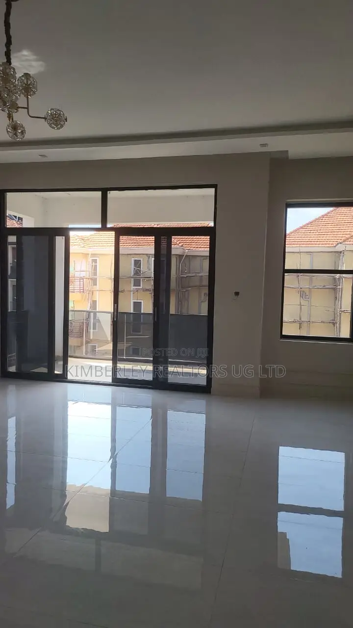 7bdrm Mansion in Central Division for sale