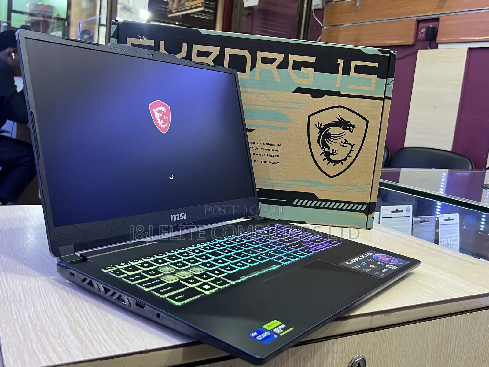 New Laptop MSI Cyborg 15 16GB Intel Core i5 SSD 512GB