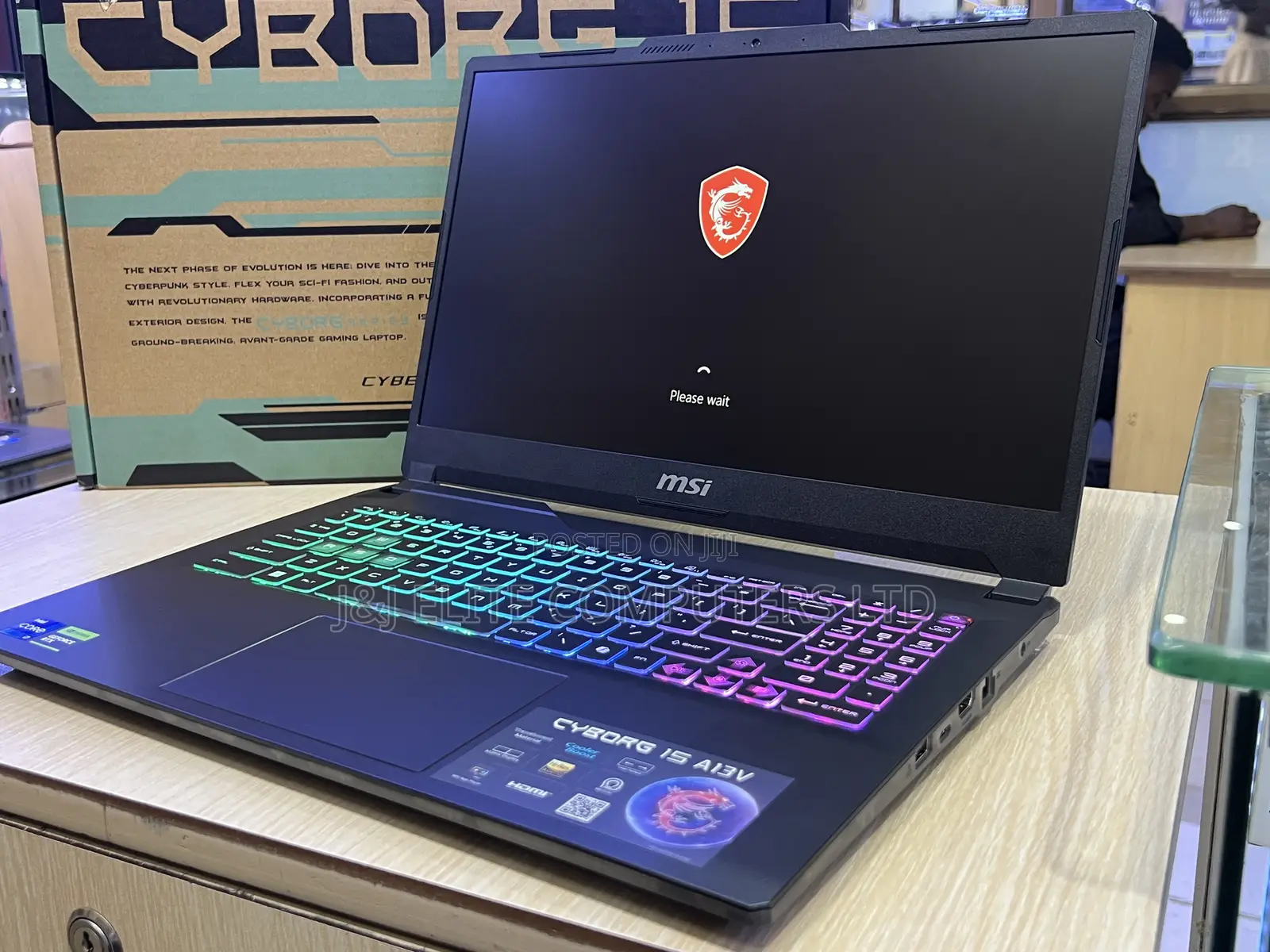 New Laptop MSI Cyborg 15 16GB Intel Core i5 SSD 512GB