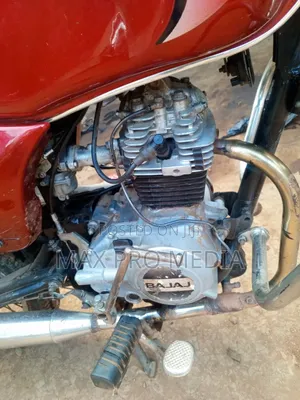 Bajaj Boxer 100 2017 Red