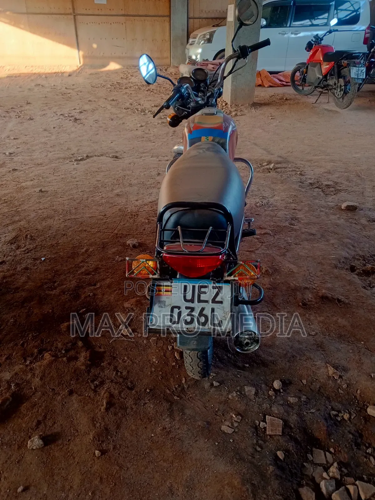 Bajaj Boxer 100 2019 Red