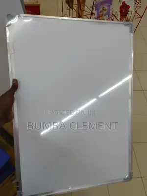 Golder White Board 50 X 70