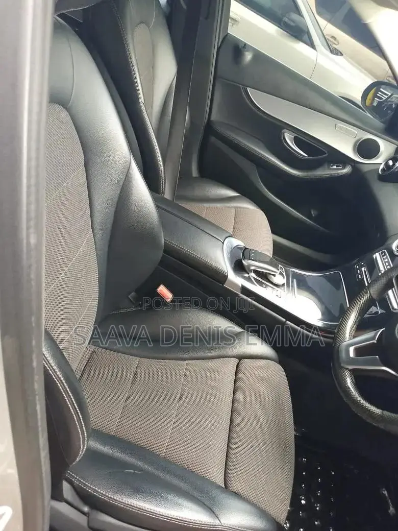 Mercedes-Benz E200 2017 Gray
