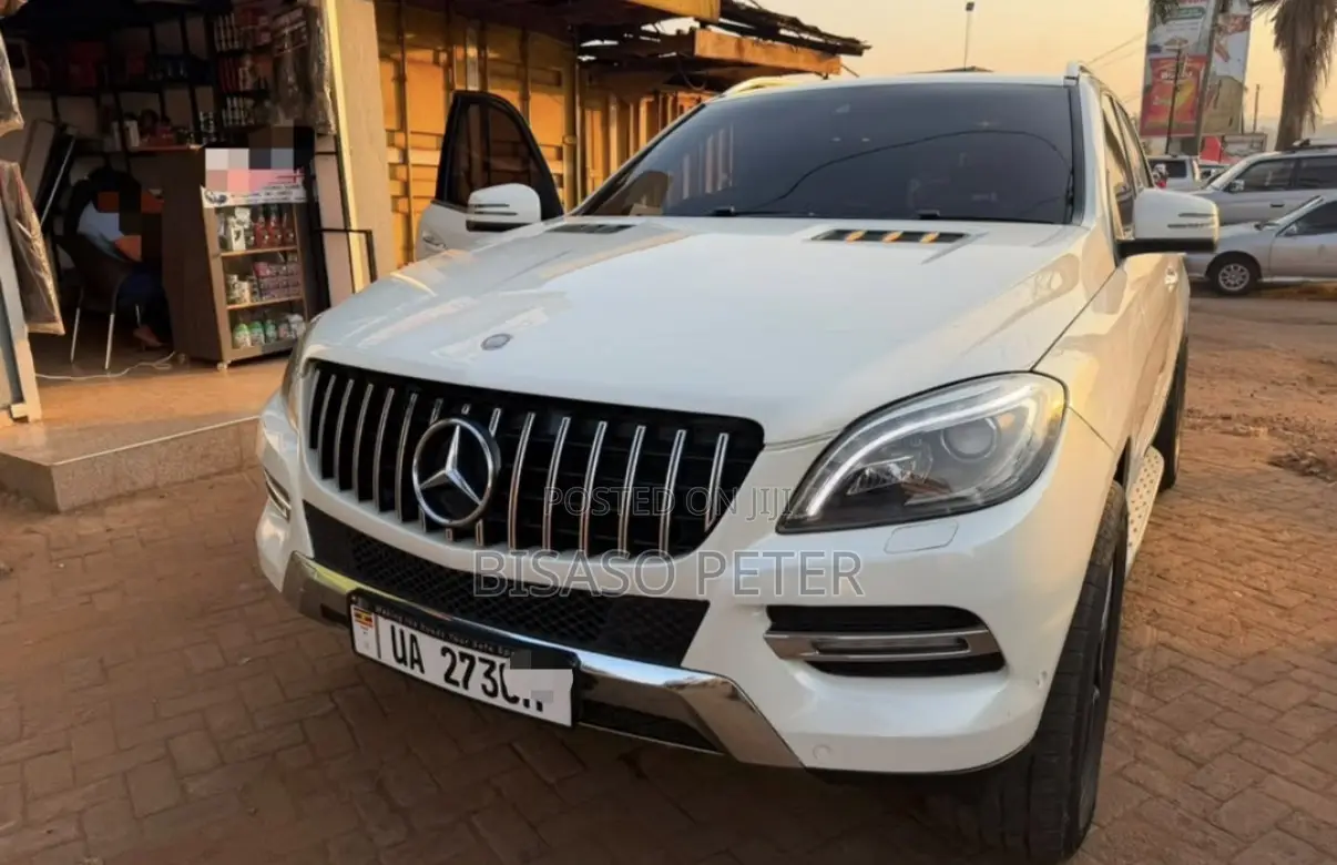 Mercedes-Benz M Class ML350 4MATIC 4dr SUV AWD (3.5L 6cyl 7A) 2014
