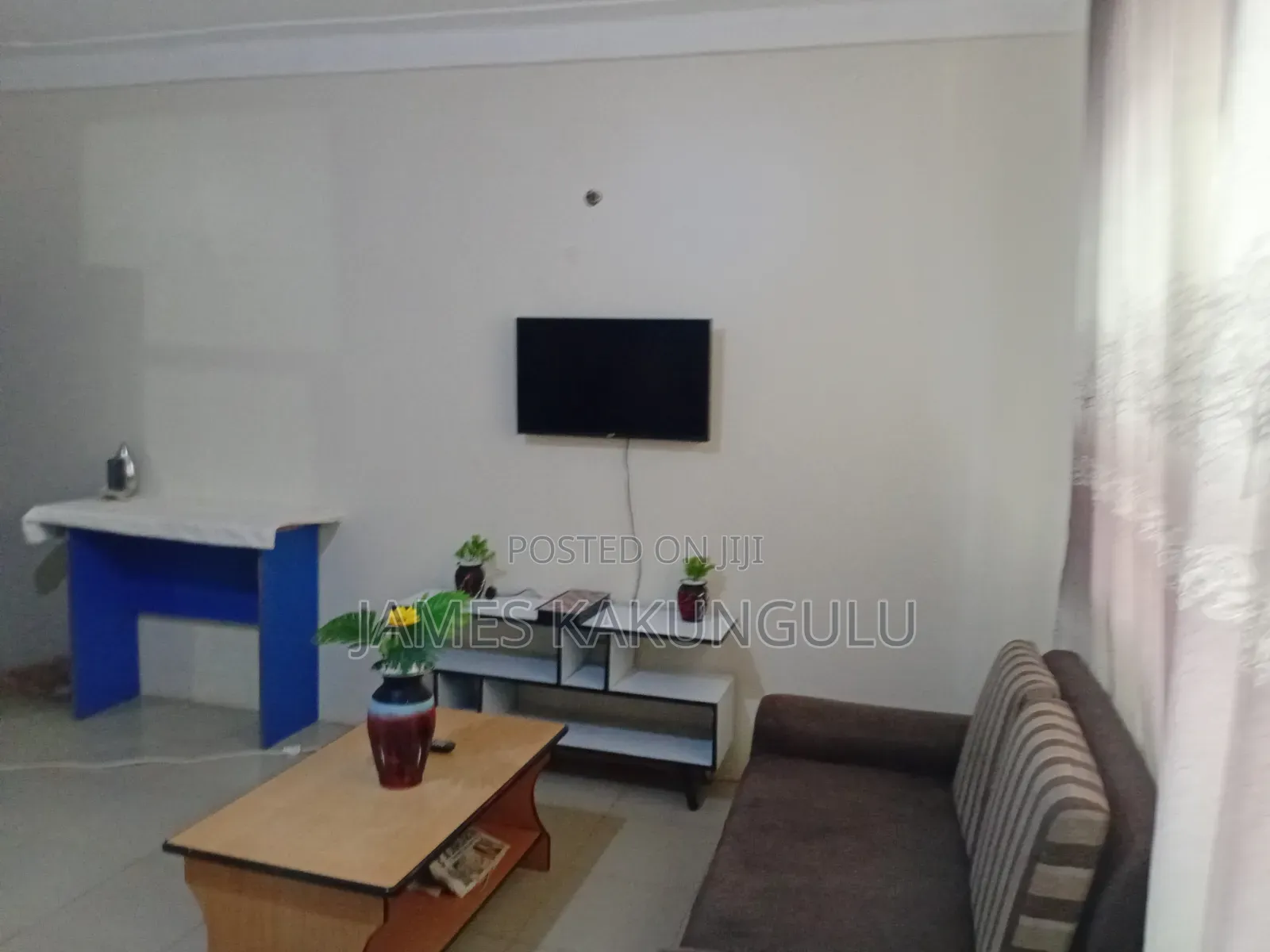 Fully Furnished Apartment for a Short Stay.