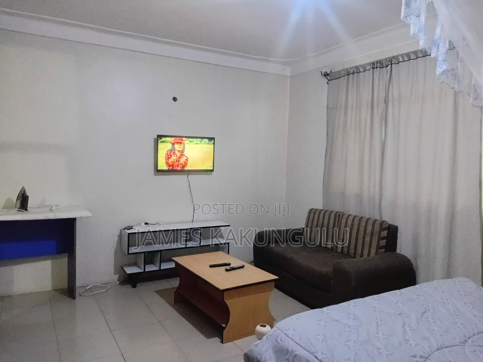 Fully Furnished Apartment for a Short Stay.