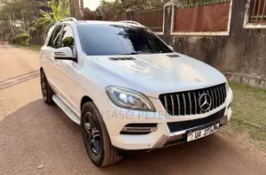 Mercedes-Benz M Class ML350 4MATIC 4dr SUV AWD (3.5L 6cyl 7A) 2014