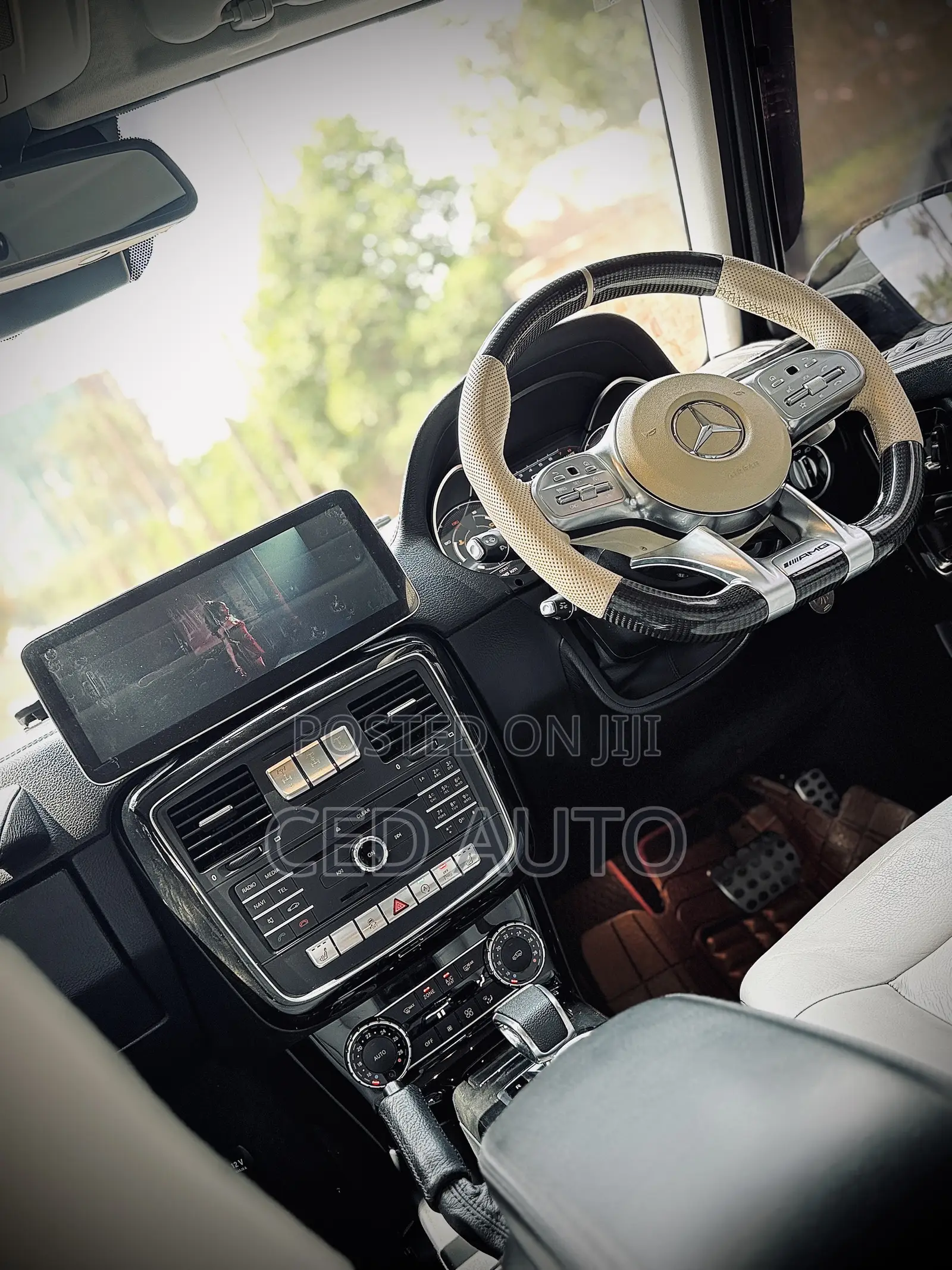 Mercedes-Benz G-Class 2018 White