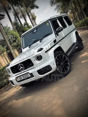 Mercedes-Benz G-Class 2018 White