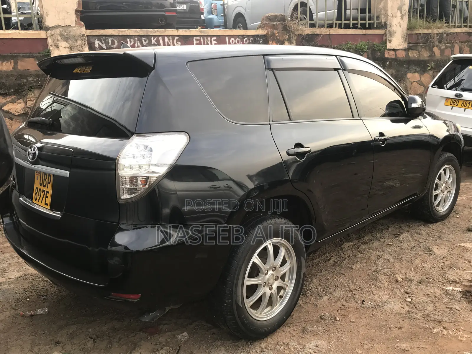 Toyota Vanguard 2008 Black