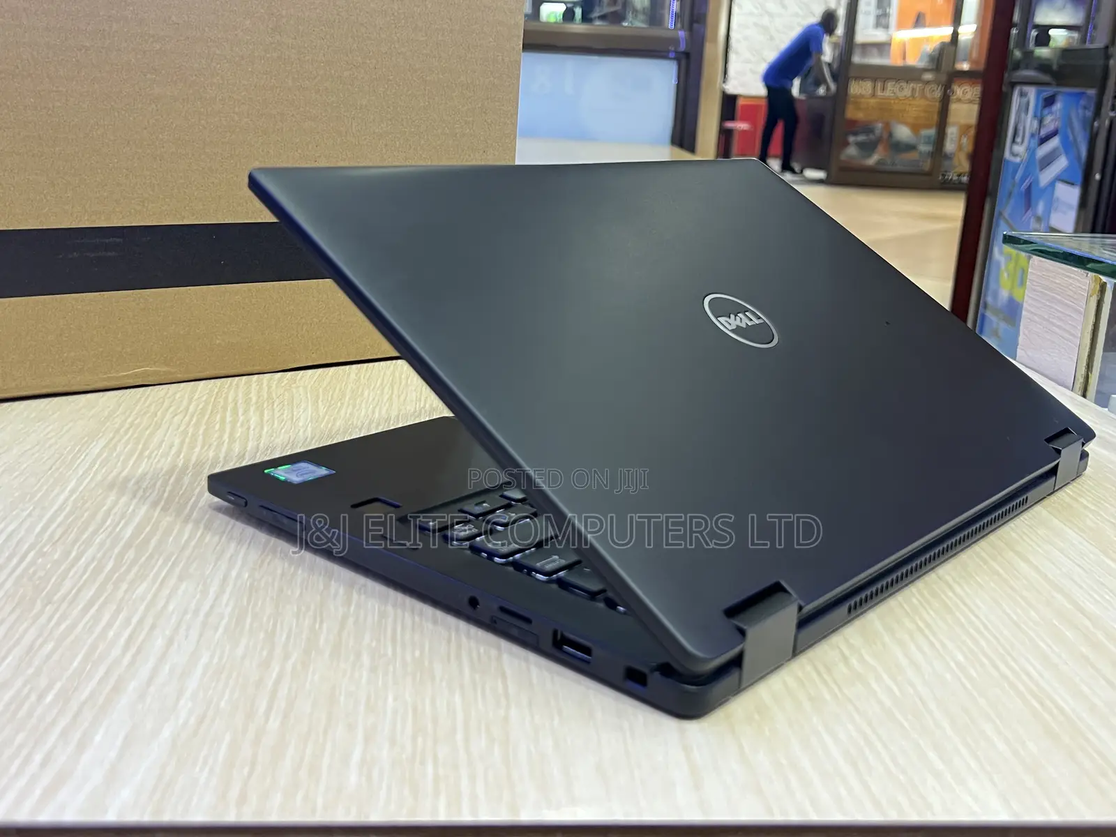 Laptop Dell Latitude 7390 2-in-1 8GB Intel Core i5 SSD 256GB