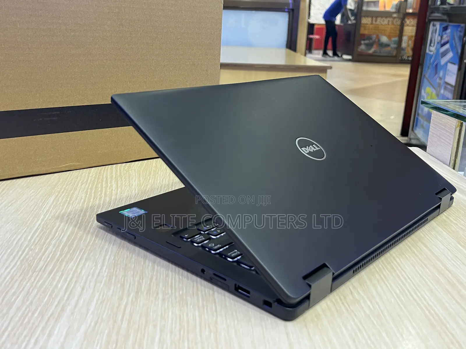 Laptop Dell Latitude 7390 2-in-1 8GB Intel Core i5 SSD 256GB