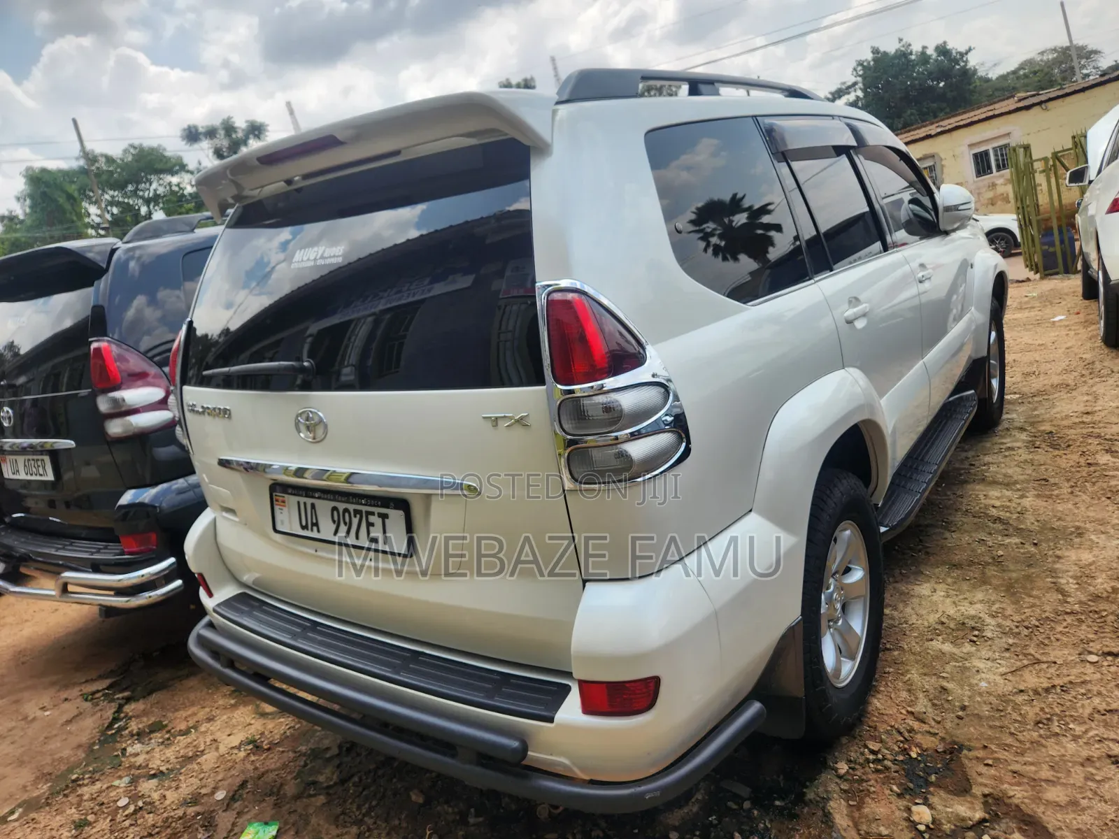Toyota Land Cruiser Prado 2009 White