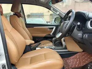 Toyota Fortuner 2.8 D AWD 2019 Silver