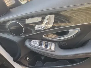 Mercedes-Benz C200 2016 White
