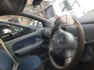 Toyota Sienta 2008 Silver