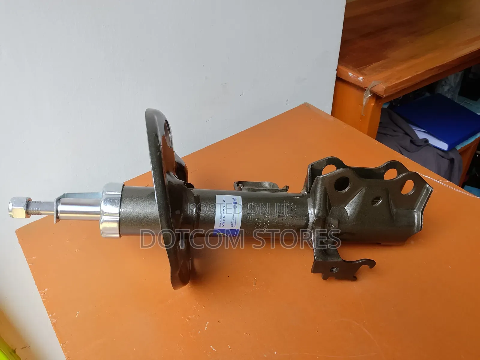 Front Shock Absorber for Toyota Corolla 2008-13