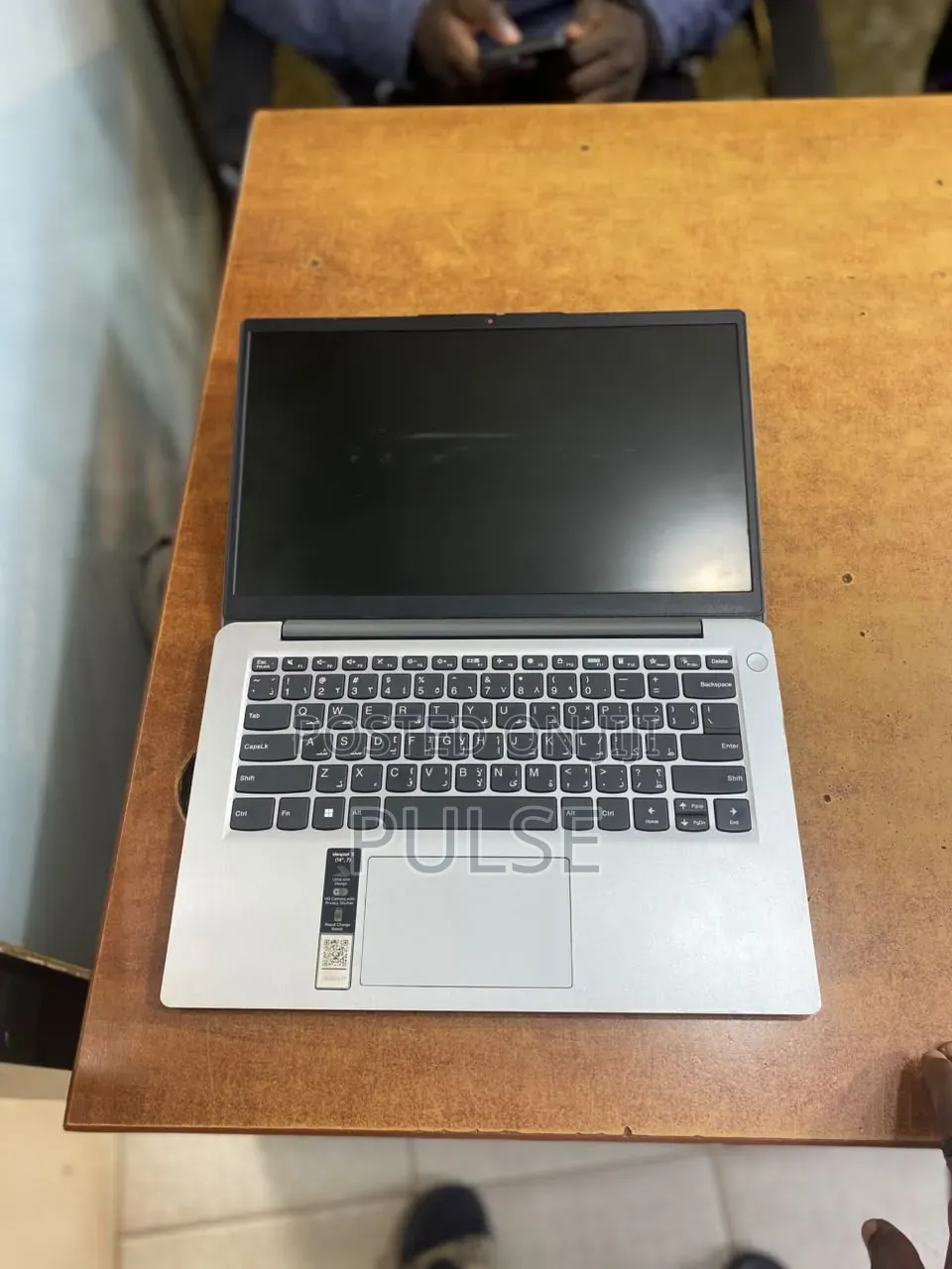 Laptop Lenovo IdeaPad 300 4GB Intel Core i5 SSD 128GB